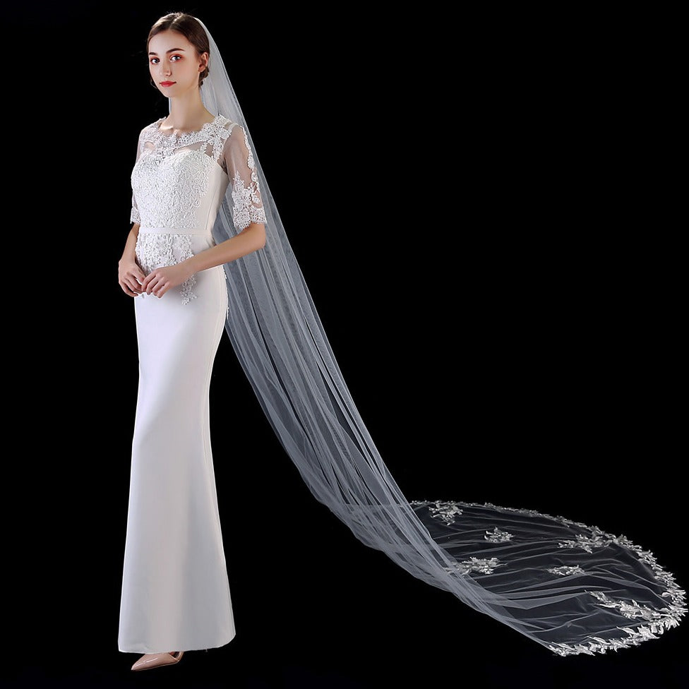 Enchanting Scattered Floral Lace Appliqué Cathedral Veil - Off