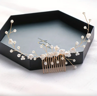 Floral Pearl Bridal Hair Comb – Delicate Wedding Hairpiece in Silver or Gold (15cm)
