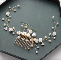 Floral Pearl Bridal Hair Comb – Delicate Wedding Hairpiece in Silver or Gold (15cm)