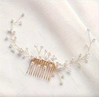Floral Pearl Bridal Hair Comb – Delicate Wedding Hairpiece in Silver or Gold (15cm)